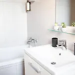 Appartement Nest In Middle Olt Town Near Cathedral - Libertii - Iulius Mall