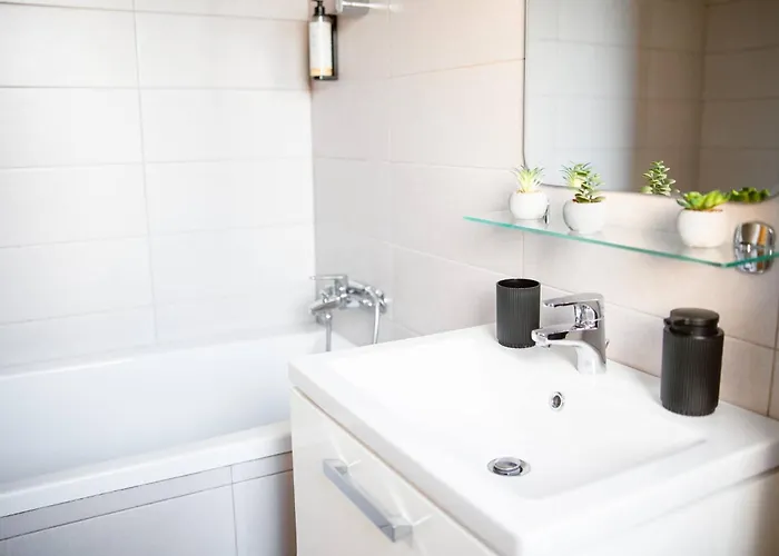 Apartamento Nest In Middle Olt Town Near Cathedral - Libertii - Iulius Mall